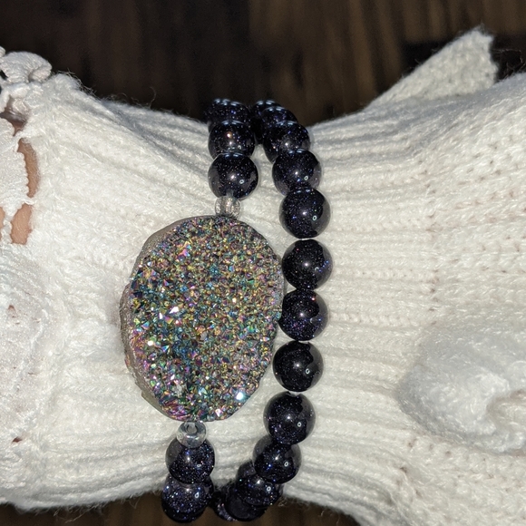Natural Druzy Rainbow Quartz Bracelet - Picture 4 of 6